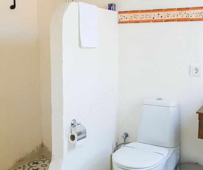 スタンダードルーム, Efnan Butik