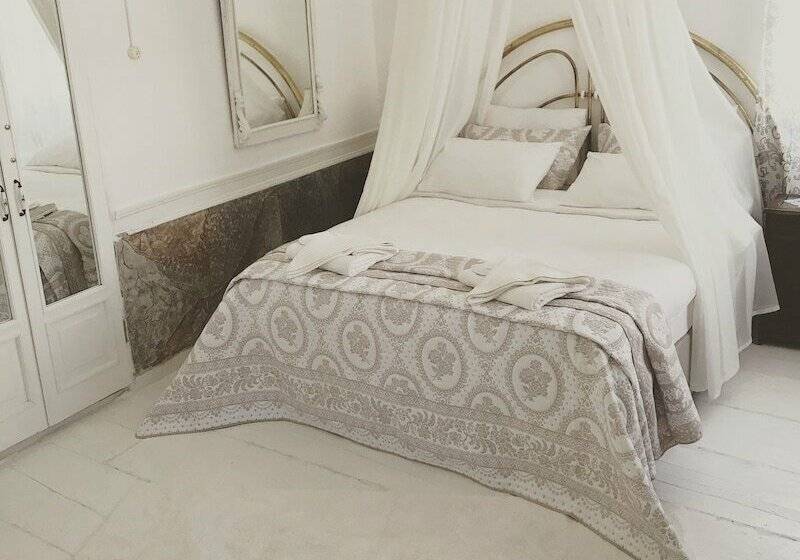 スタンダードルーム, Efnan Butik