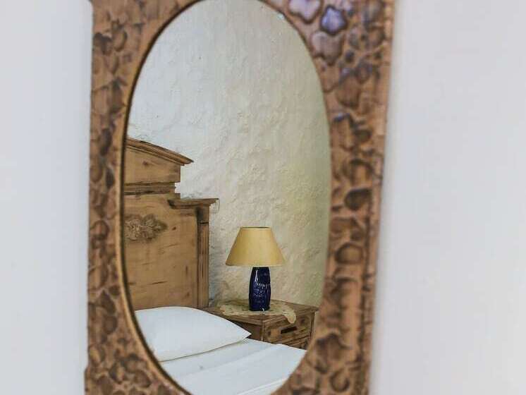 スタンダードルーム, Efnan Butik