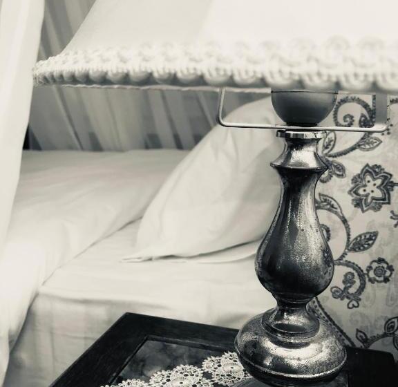 スイート, Efnan Butik