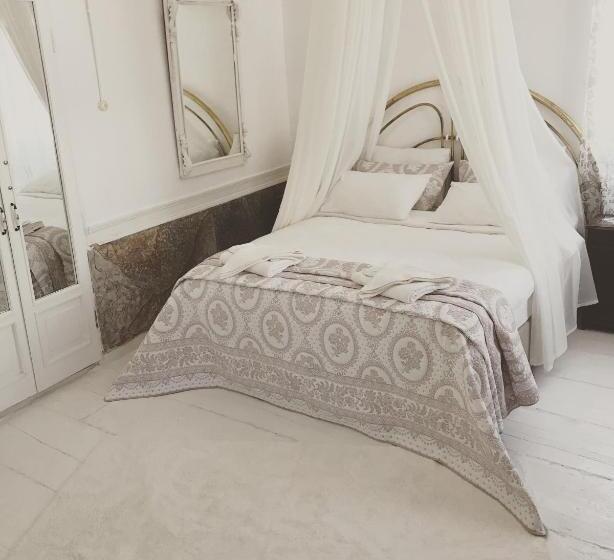 スイート, Efnan Butik