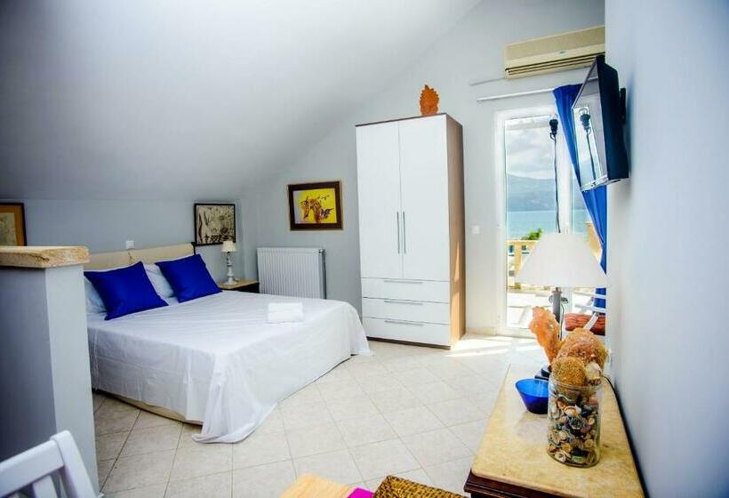 استودیوی لوکس, Xenia Ionis Luxury Apartments