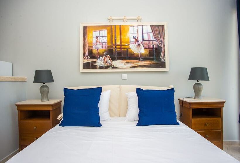 استودیوی استاندارد با چشمانداز دریا, Xenia Ionis Luxury Apartments