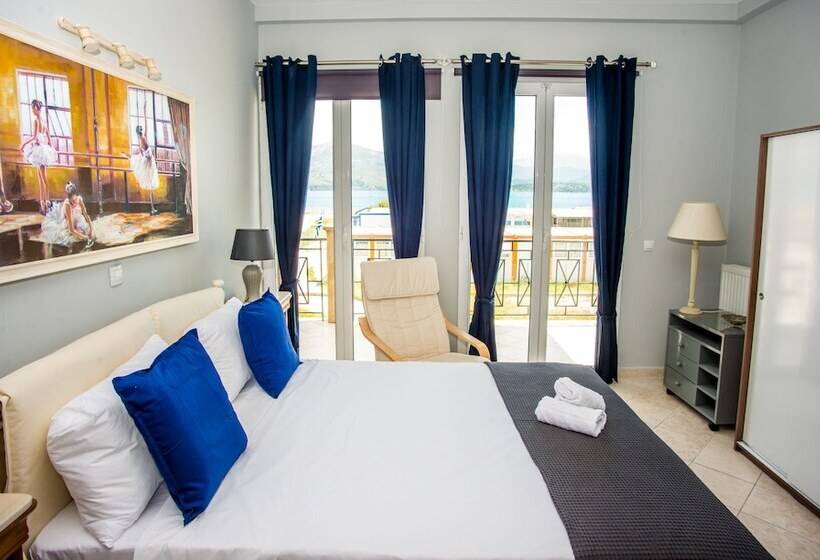 استودیوی استاندارد با چشمانداز دریا, Xenia Ionis Luxury Apartments