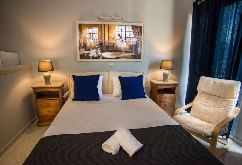 استودیوی استاندارد با چشمانداز دریا, Xenia Ionis Luxury Apartments