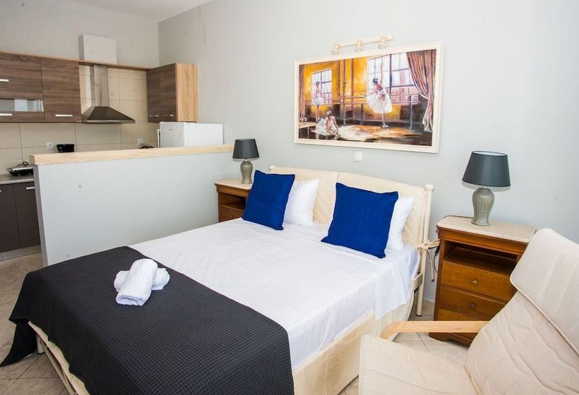 استودیوی استاندارد با چشمانداز دریا, Xenia Ionis Luxury Apartments