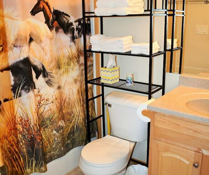 キャビン, Arrowhead Country Cabins