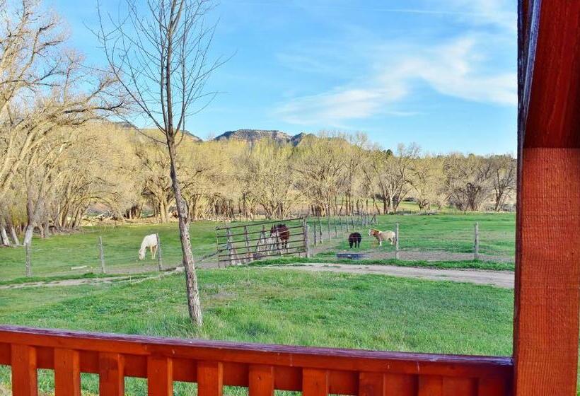 침실 1개 주택, Arrowhead Country Cabins