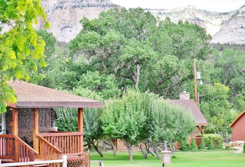 マウンテンビュースイート, Arrowhead Country Cabins