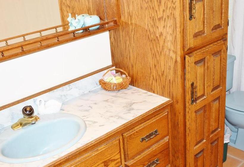 디럭스 룸, Arrowhead Country Cabins