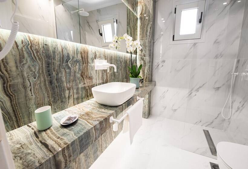 סוויטה דלוקס, Frunze Luxury Apartments