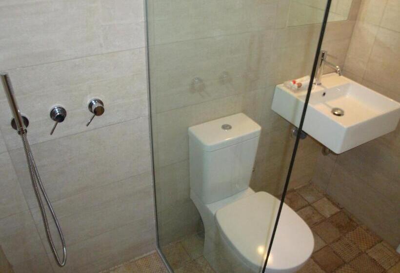 استودیوی استاندارد با چشم‌انداز دریا, Big Blue Apartments