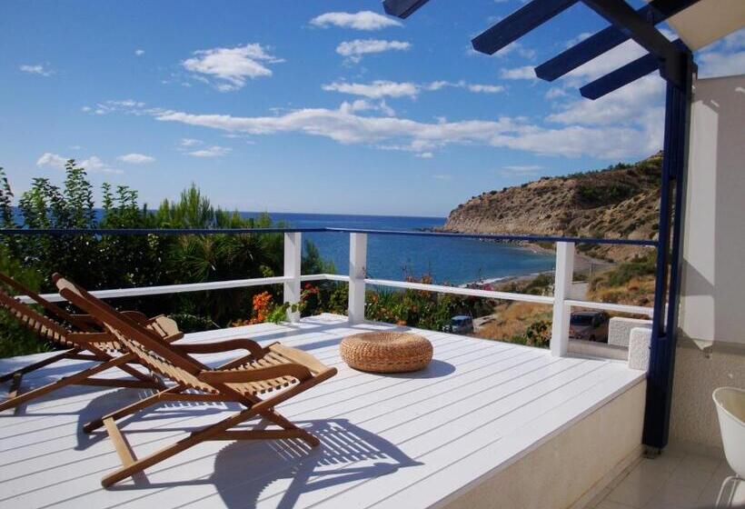 스탠다드 스튜디오 바다 전망, Big Blue Apartments