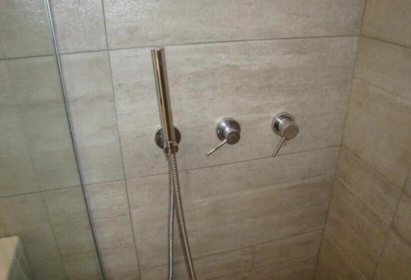 침실 2개 바다 전망 아파트, Big Blue Apartments