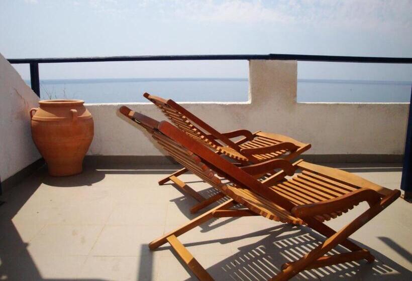 스탠다드 스튜디오 더블 침대, Big Blue Apartments