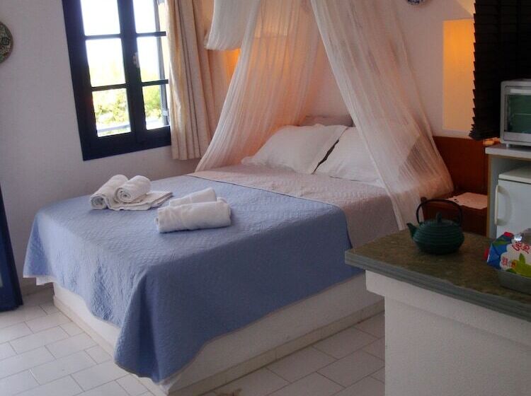 استودیوی استاندارد با چشم‌انداز دریا, Big Blue Apartments
