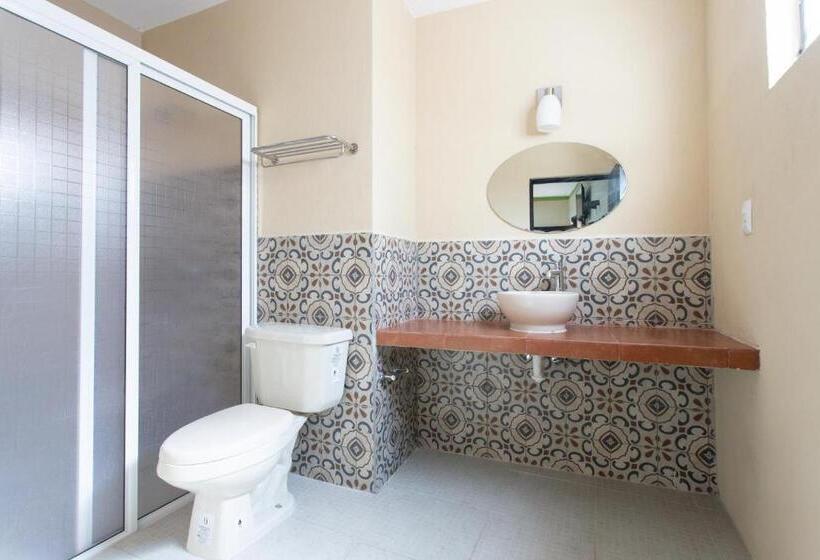 اتاق استاندارد سه نفره, Casa Rico