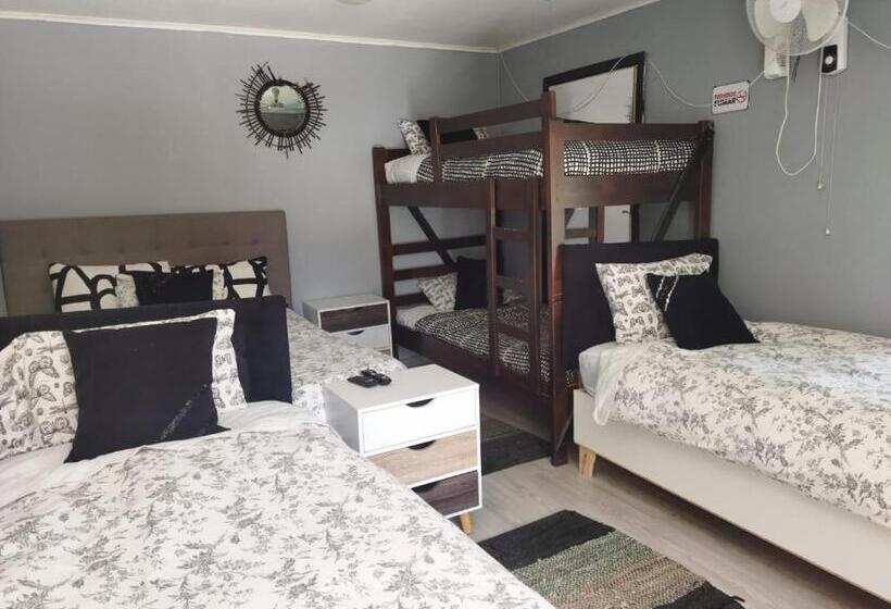 חדר משפחתי, Hostal El Aromo Pensión A Empresas