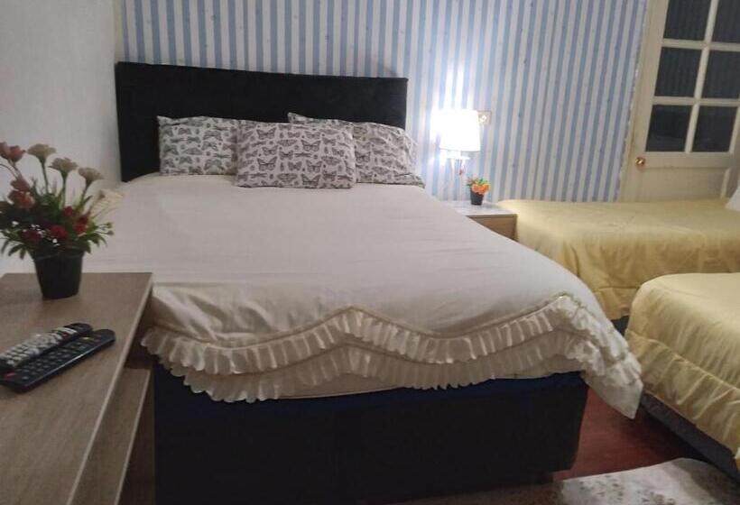 חדר משפחתי, Hostal El Aromo Pensión A Empresas