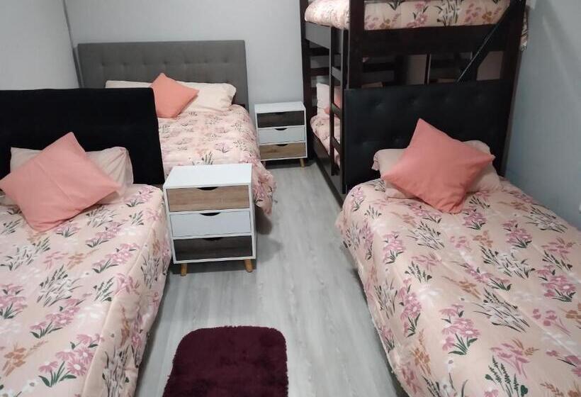 Семейный Номер, Hostal El Aromo Pensión A Empresas