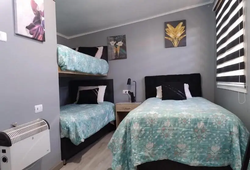 スタンダード4人部屋, Hostal El Aromo Pensión A Empresas