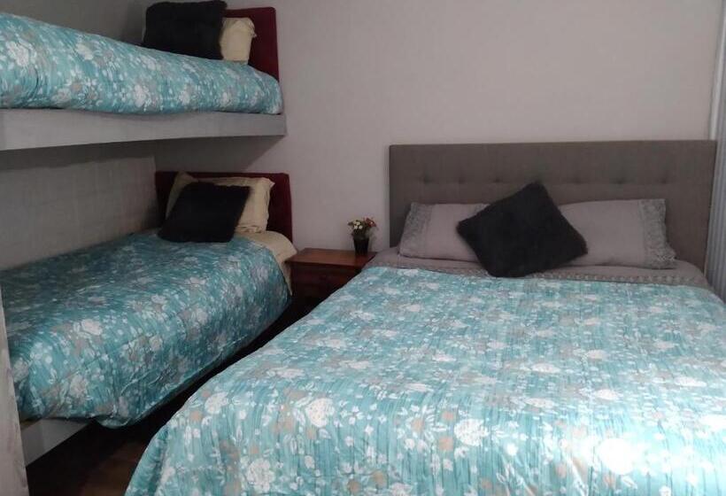 Четырехместный Номер Стандарт, Hostal El Aromo Pensión A Empresas