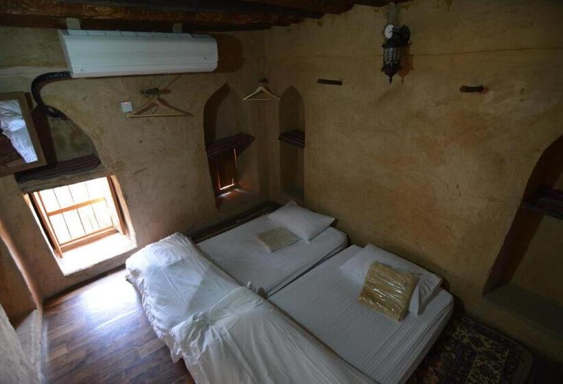 اتاق استاندارد با سرویس بهداشتی مشترک, Misfah Old House