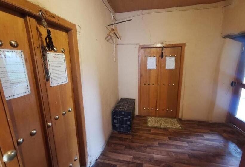 آپارتمان 1 خوابه با بالکن, Misfah Old House