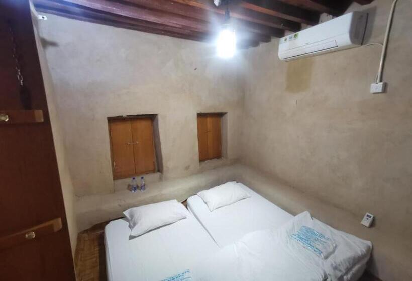 آپارتمان 1 خوابه با چشمانداز باغ, Misfah Old House