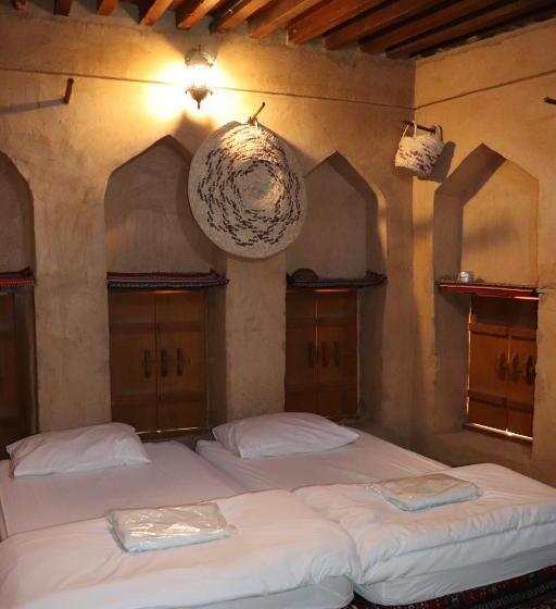 اتاق استاندارد با سرویس بهداشتی مشترک, Misfah Old House