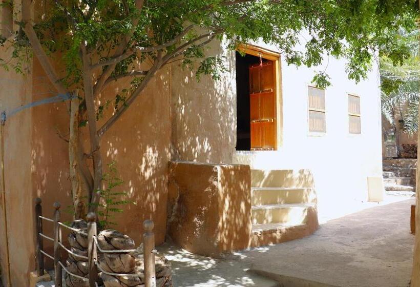 اتاق استاندارد, Misfah Old House