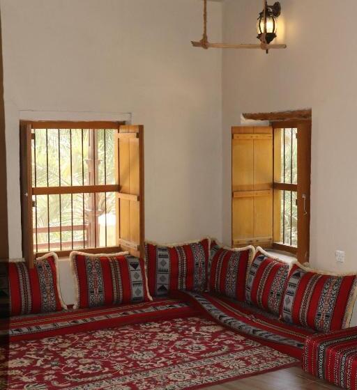 اتاق استاندارد با بالکن, Misfah Old House