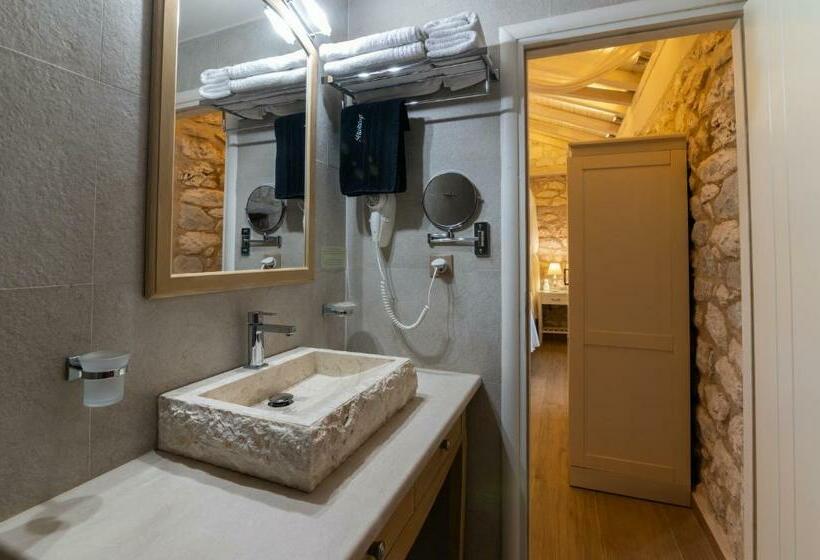 סטודיו דלוקס, Olea