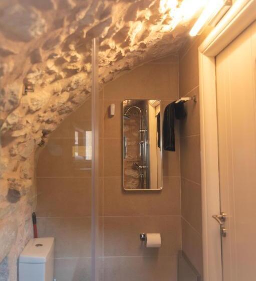 חדר סופריור לשלושה, Olea