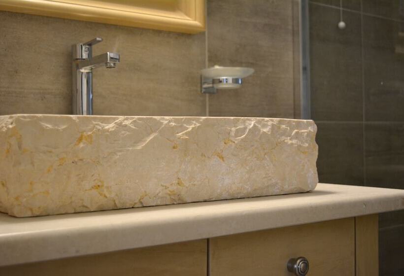 סטודיו דלוקס, Olea