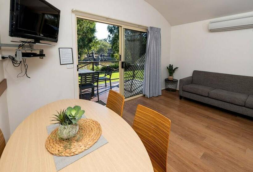 ویلای 2 خوابه, Big4 Deniliquin Holiday Park