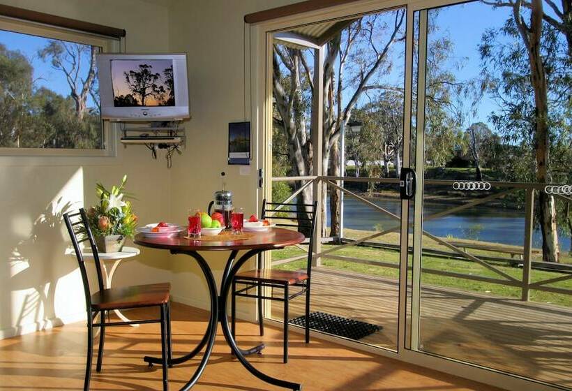 ویلای 3 خوابه, Big4 Deniliquin Holiday Park