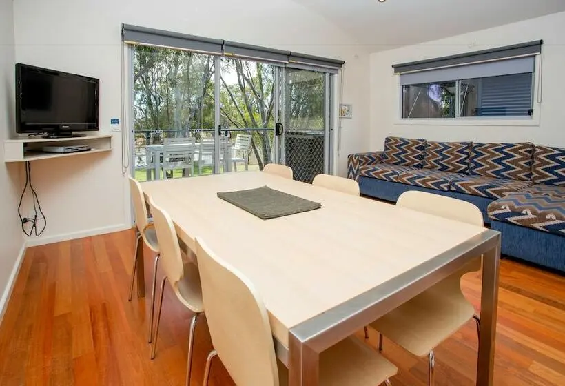 ツーベッドルーム ヴィラ, Big4 Deniliquin Holiday Park