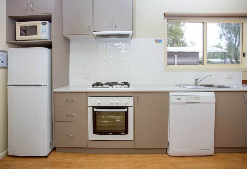 ویلای 3 خوابه, Big4 Deniliquin Holiday Park