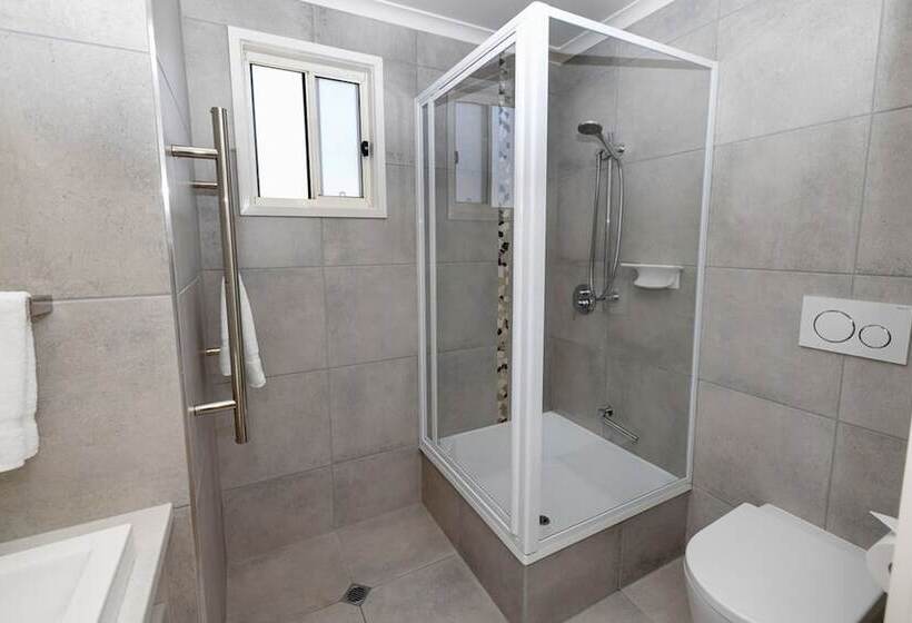 ویلای 3 خوابه, Big4 Deniliquin Holiday Park