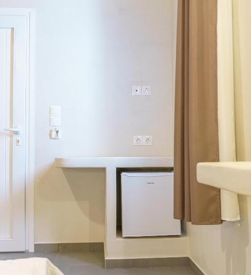 آپارتمان 1 خوابه با چشم‌انداز استخر, Villa Maria