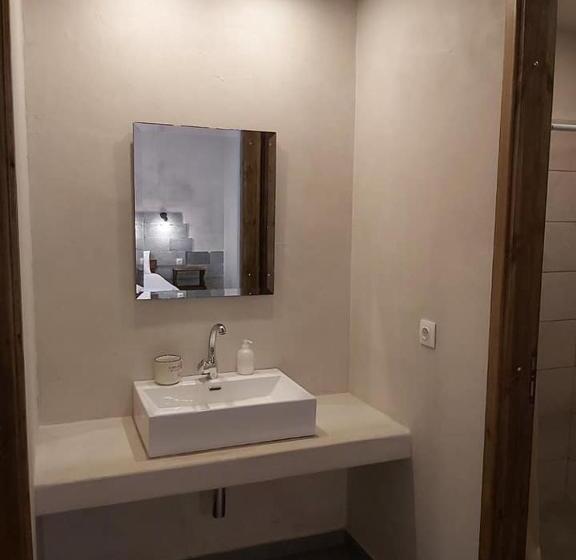 آپارتمان 1 خوابه همکف, Villa Maria