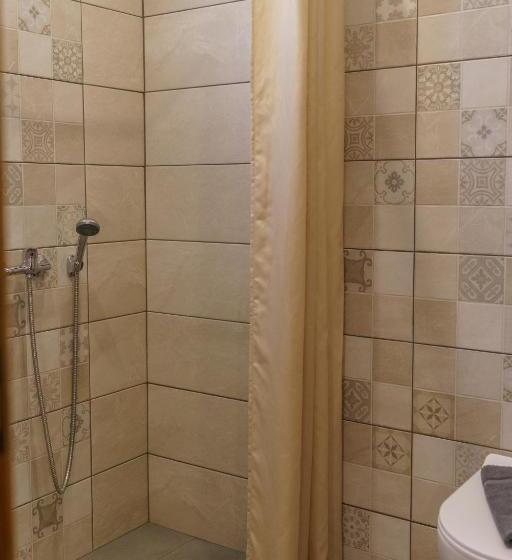 اتاق استاندارد با چشم‌انداز کوهستان, Villa Maria