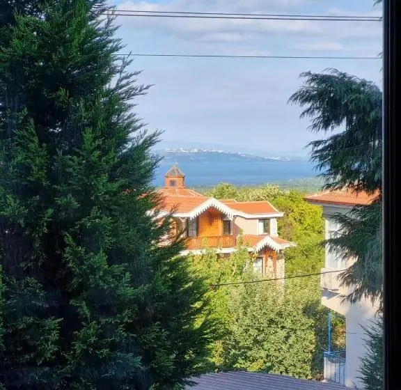 1 Bedroom Apartment Lake View, Snow Hi̇ll House Pansiyon
