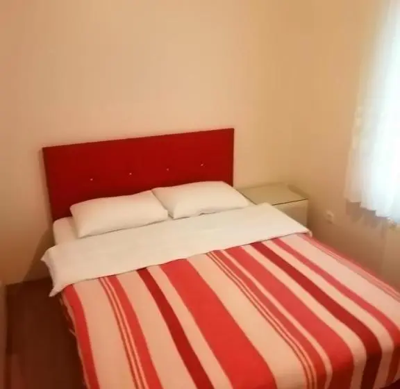 Huoneisto 1 Makuuhuone Pohjakerros, Snow Hi̇ll House Pansiyon