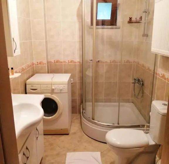 Huoneisto 1 Makuuhuone Pohjakerros, Snow Hi̇ll House Pansiyon