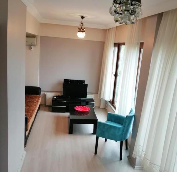 آپارتمان 1 خوابه همکف, Snow Hi̇ll House Pansiyon