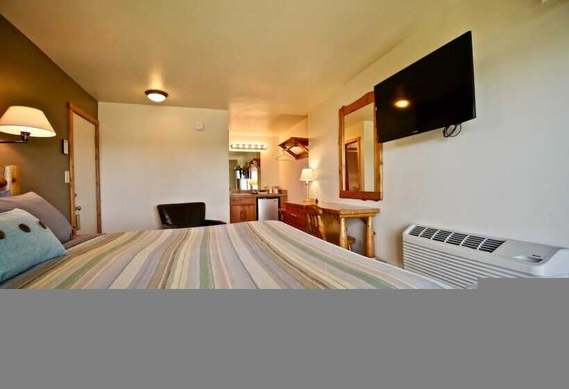 Номер Классика Двуспальная Кровать, Whaleback Inn