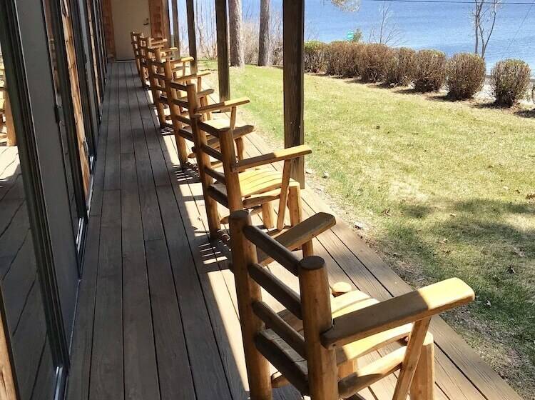 Номер Стандарт 2 Двуспальные Кровати, Whaleback Inn