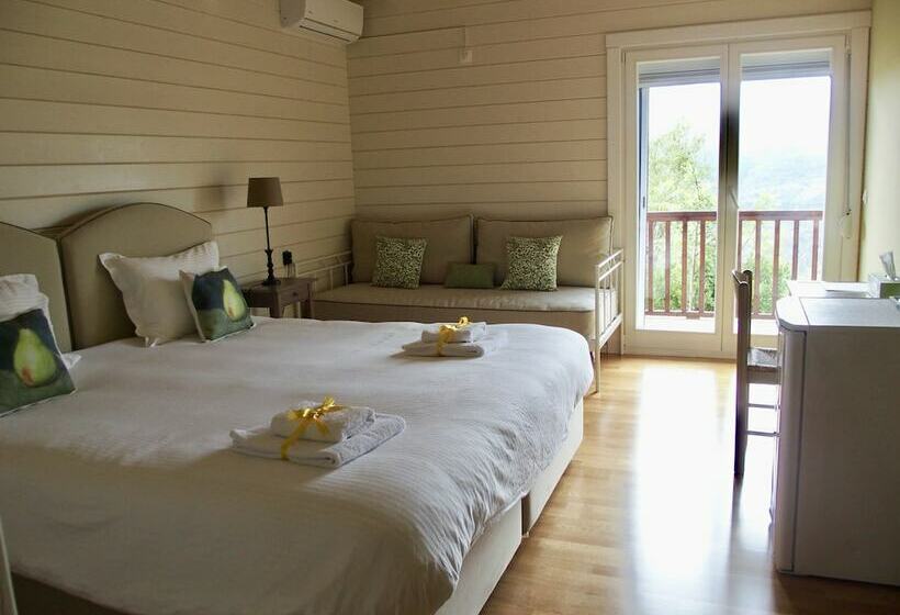 חדר סטנדרט נוף להרים, Ktima Noosfera Wellness & Retreat Center